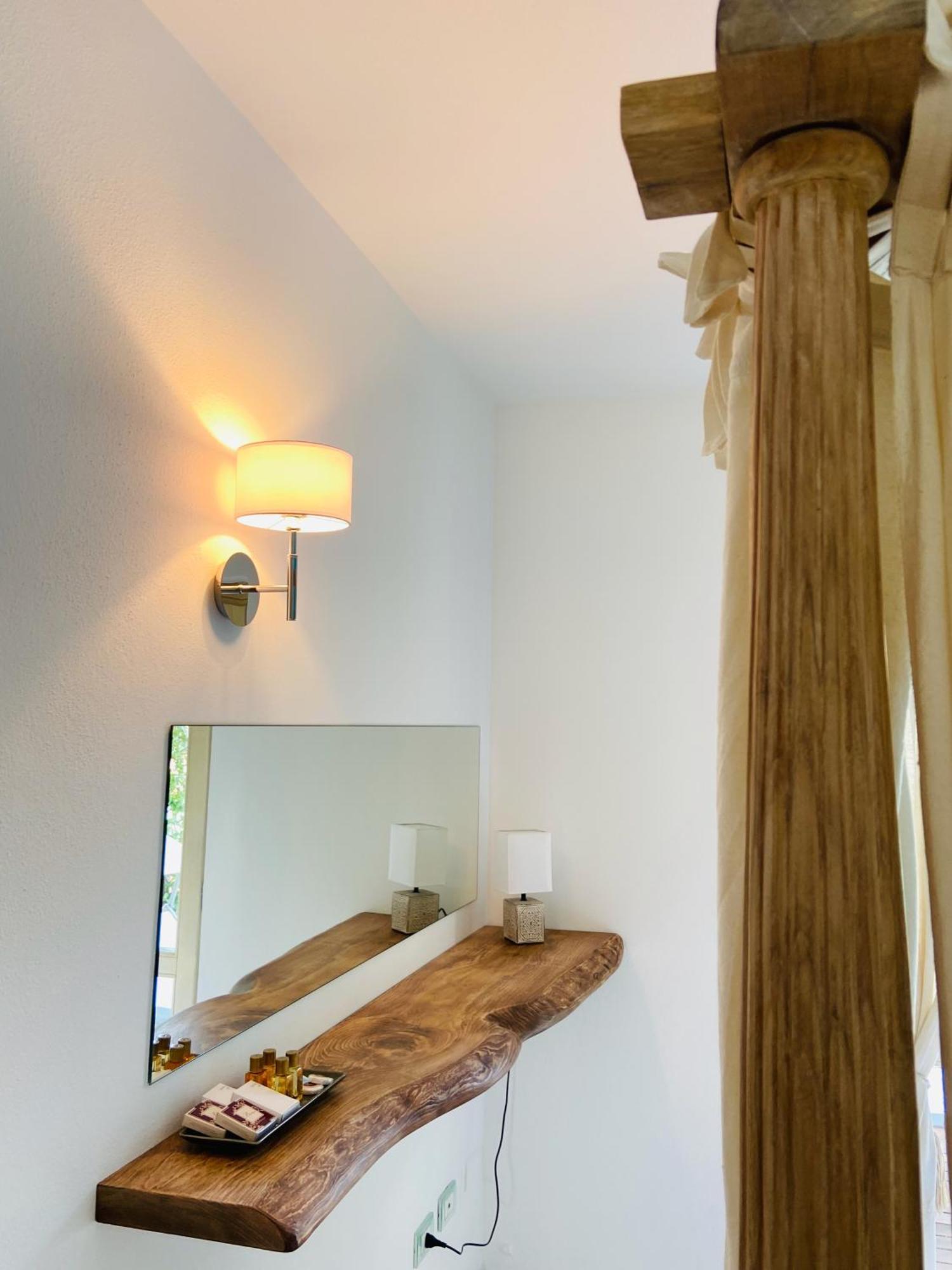 Lotus Wellness Apartment - Resort Ginestre - Palau - Sardinia Exterior foto